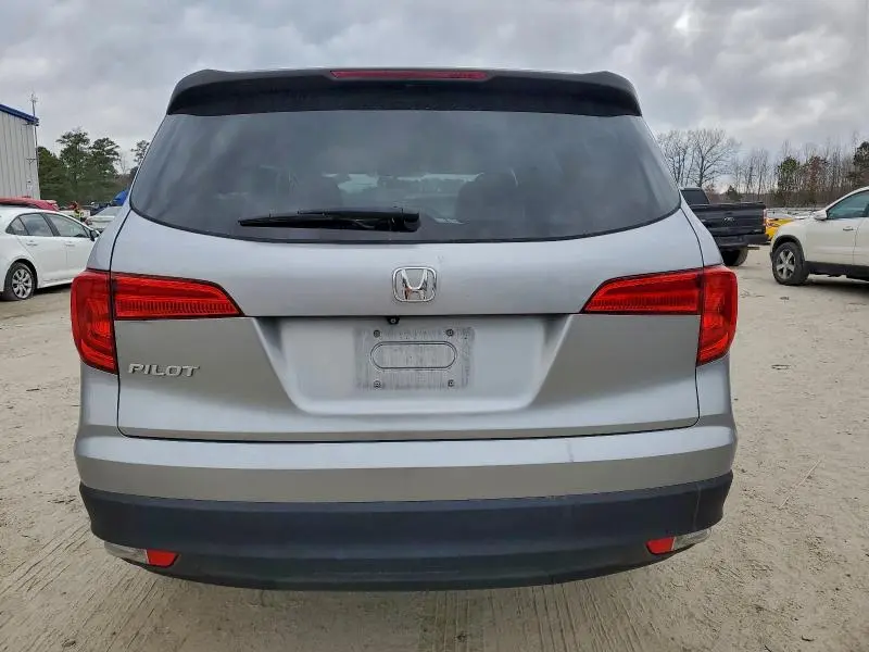 2018 HONDA PILOT LX  