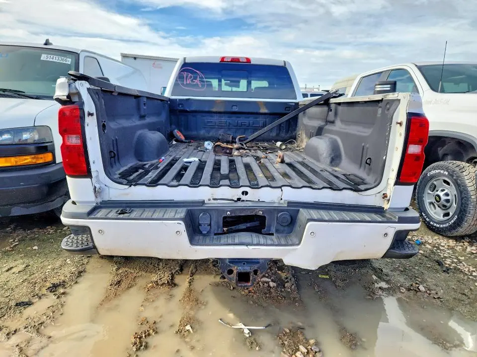 2017 GMC SIERRA K3500 DENALI  