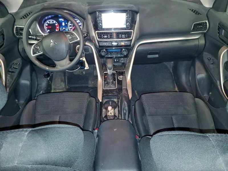 2019 MITSUBISHI ECLIPSE CROSS ES  