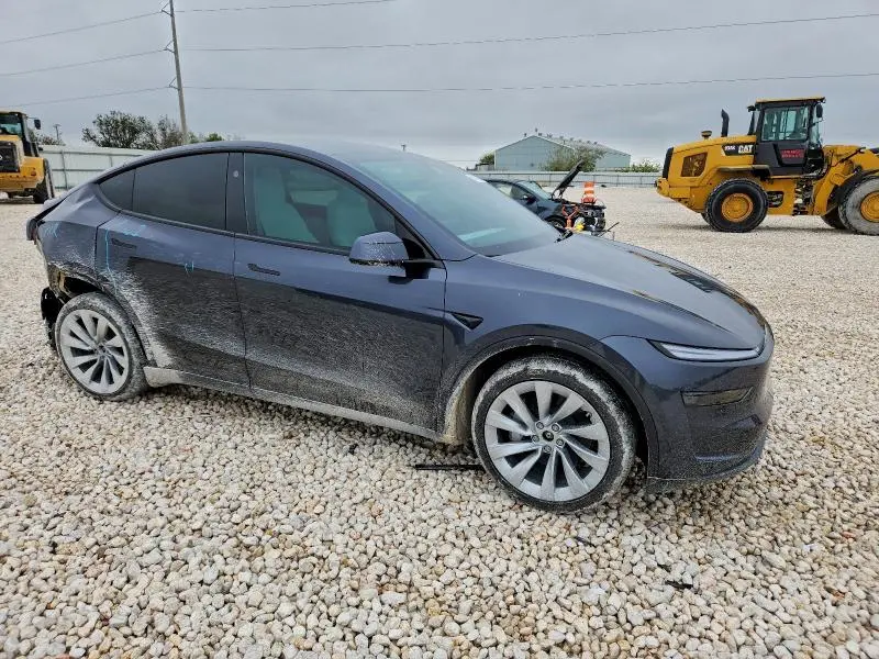 2026 TESLA MODEL Y   