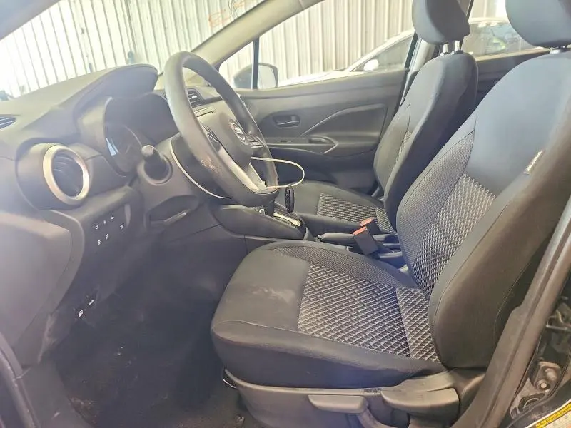 2020 NISSAN VERSA S  