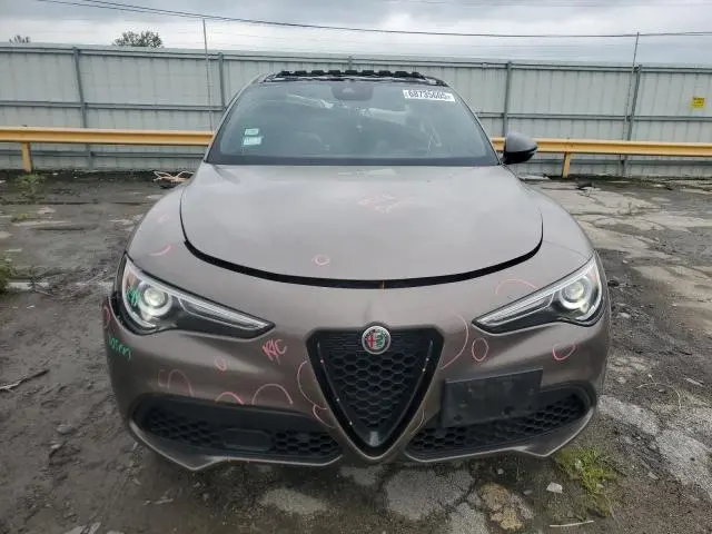 2019 ALFA ROMEO STELVIO TI  
