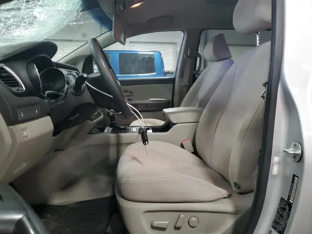 2017 KIA SEDONA LX  