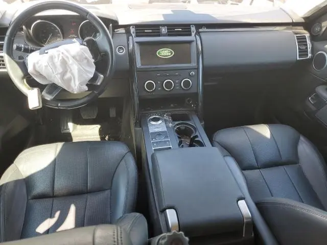 2019 LAND ROVER DISCOVERY SE  