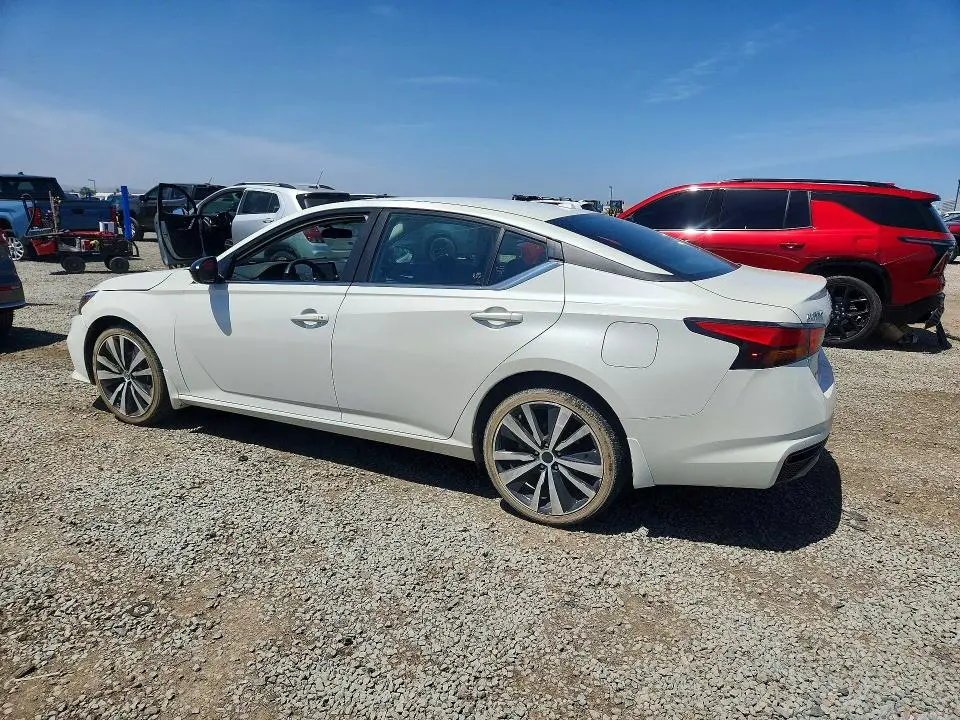 2020 NISSAN ALTIMA SR  