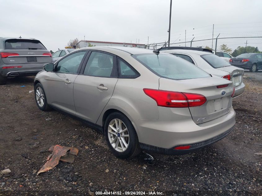 2015 FORD FOCUS SE