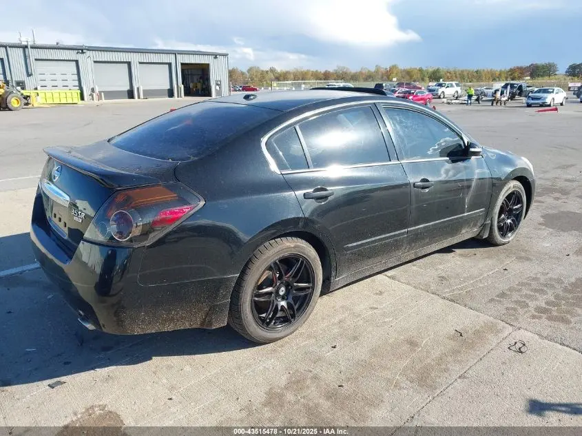 2011 NISSAN ALTIMA 3.5 SR