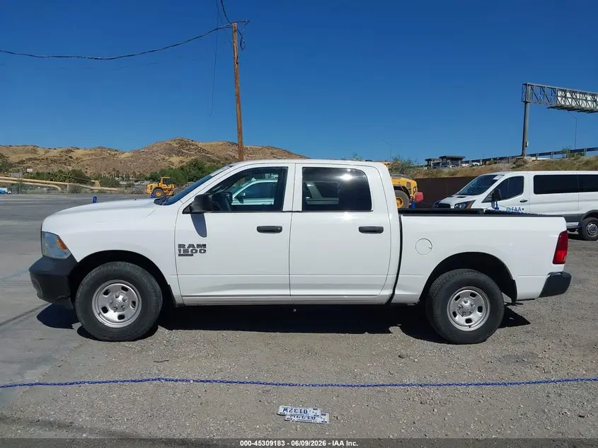 2019 RAM 1500 CLASSIC TRADESMAN  4X4 5'7 BOX