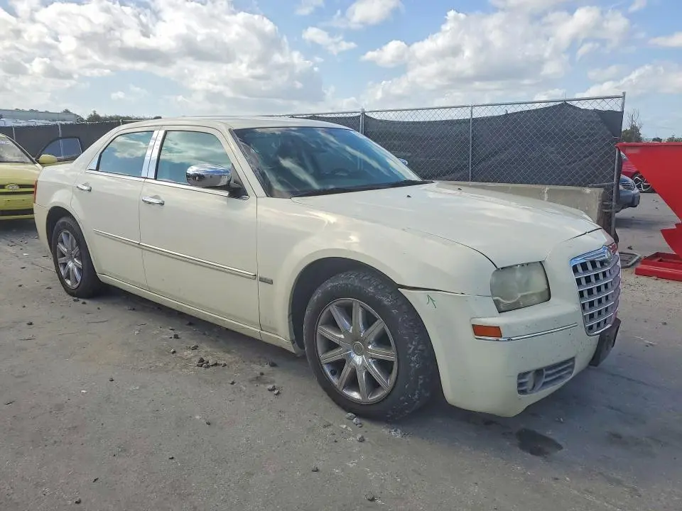 2010 CHRYSLER 300 TOURING  