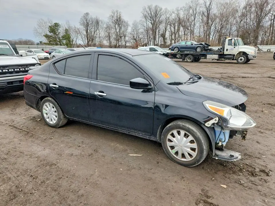 2016 NISSAN VERSA S  