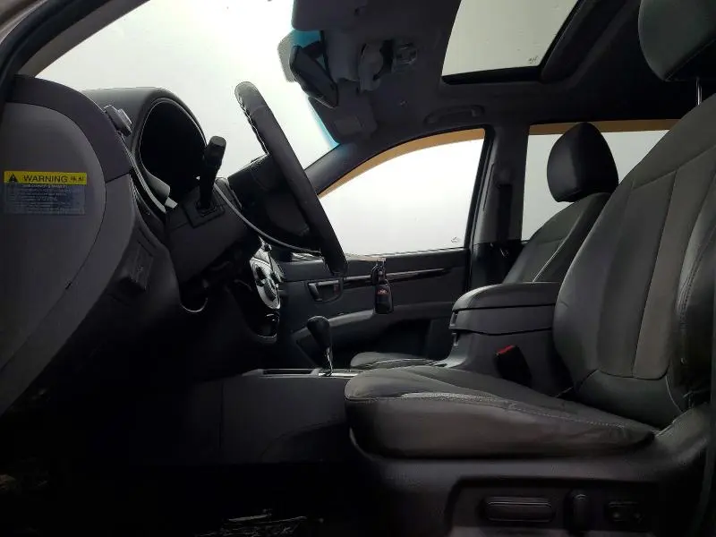 2011 HYUNDAI SANTA FE GLS  