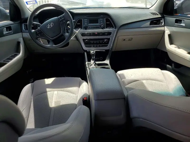 2017 HYUNDAI SONATA SE  