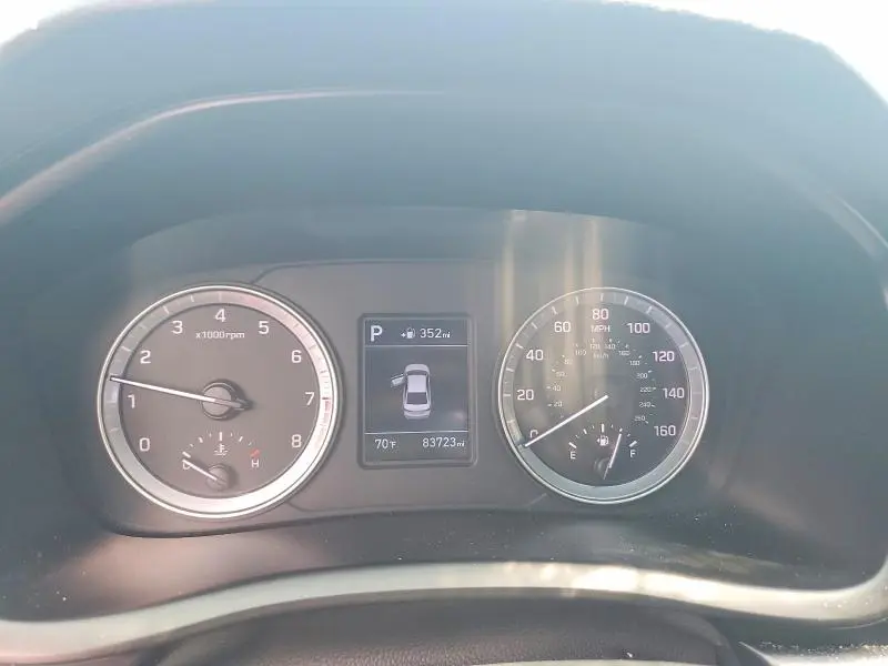 2018 HYUNDAI SONATA SE  