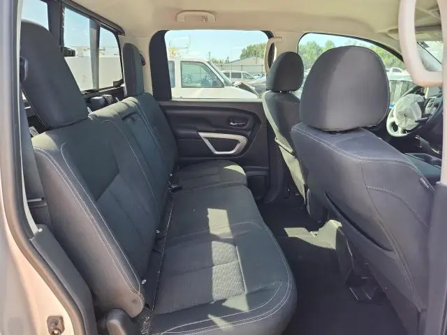 2019 NISSAN TITAN S  