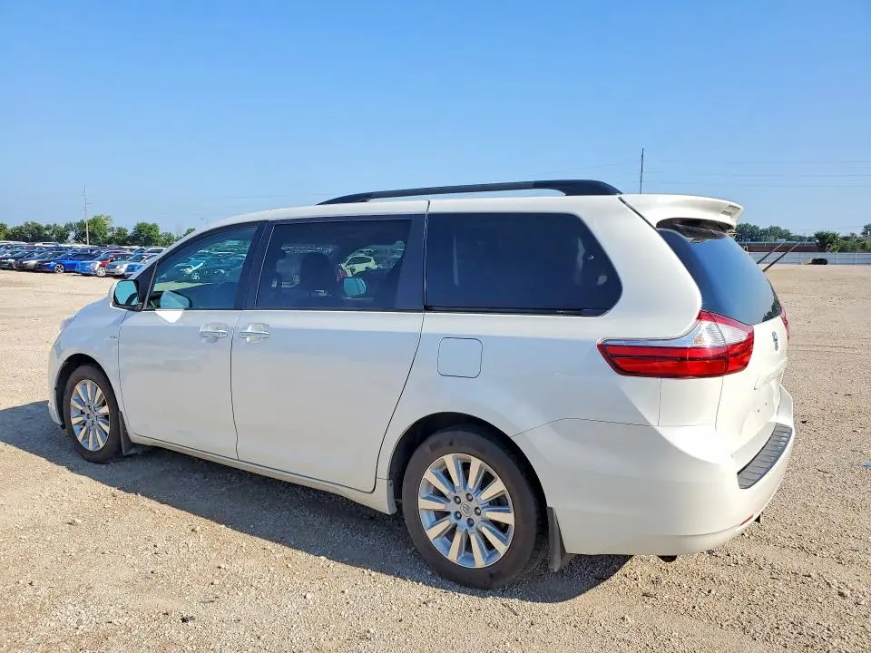 2016 TOYOTA SIENNA XLE 7-PASSENGER  