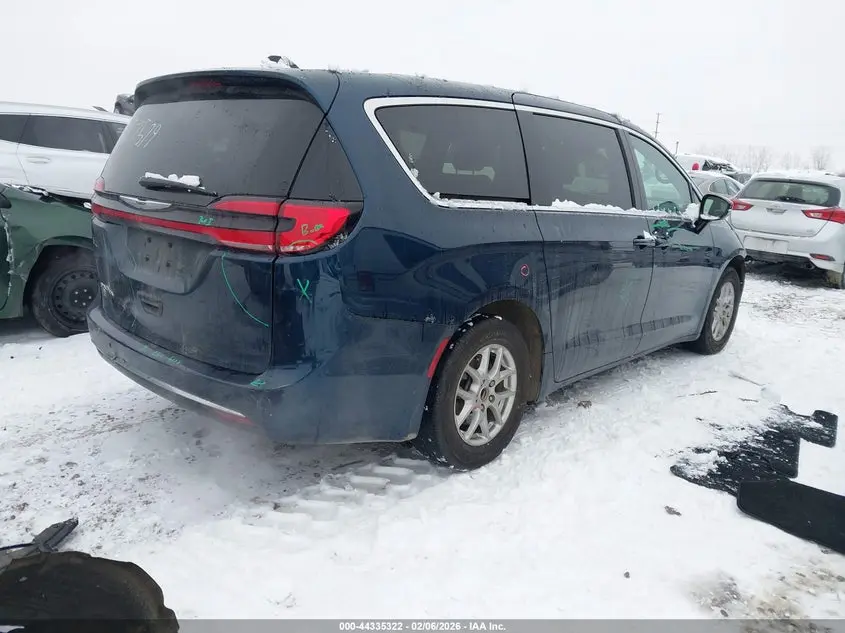 2025 CHRYSLER PACIFICA SELECT