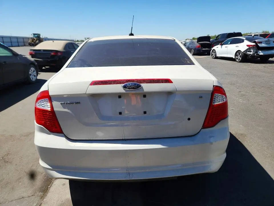 2010 FORD FUSION S  