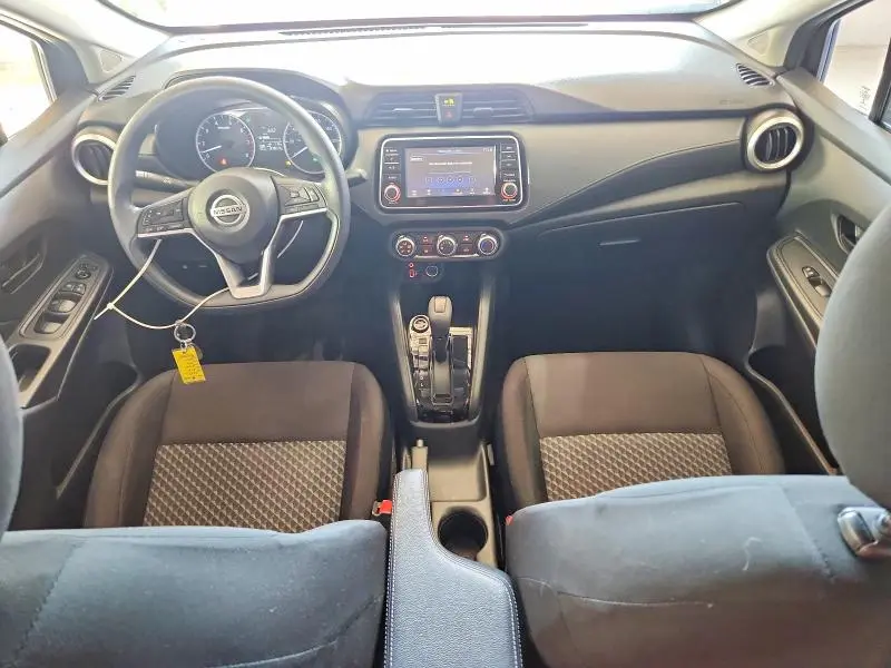 2021 NISSAN VERSA S  