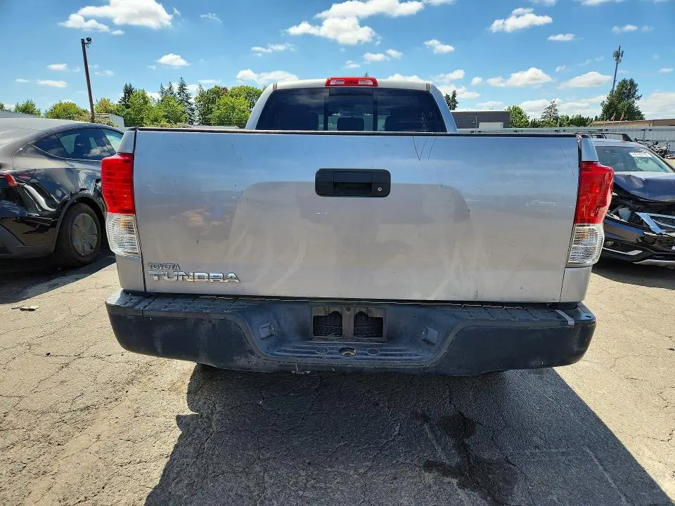 2011 TOYOTA TUNDRA DOUBLE CAB SR5  
