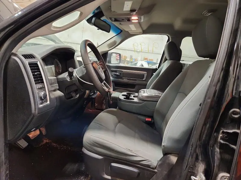 2014 RAM 1500 SLT  