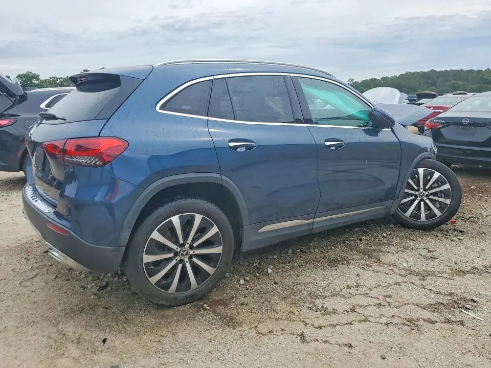 2021 MERCEDES-BENZ GLA 250  