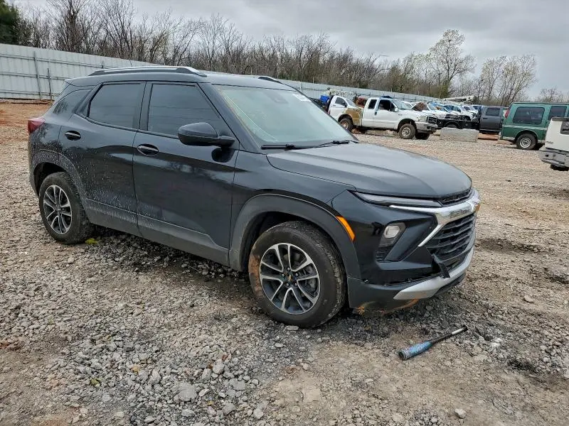 2024 CHEVROLET TRAILBLAZER LT  