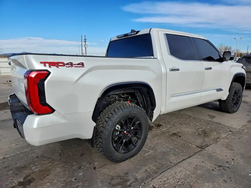 2025 TOYOTA TUNDRA CREWMAX PLATINUM  
