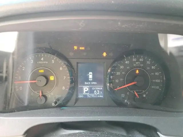 2017 TOYOTA SIENNA LE