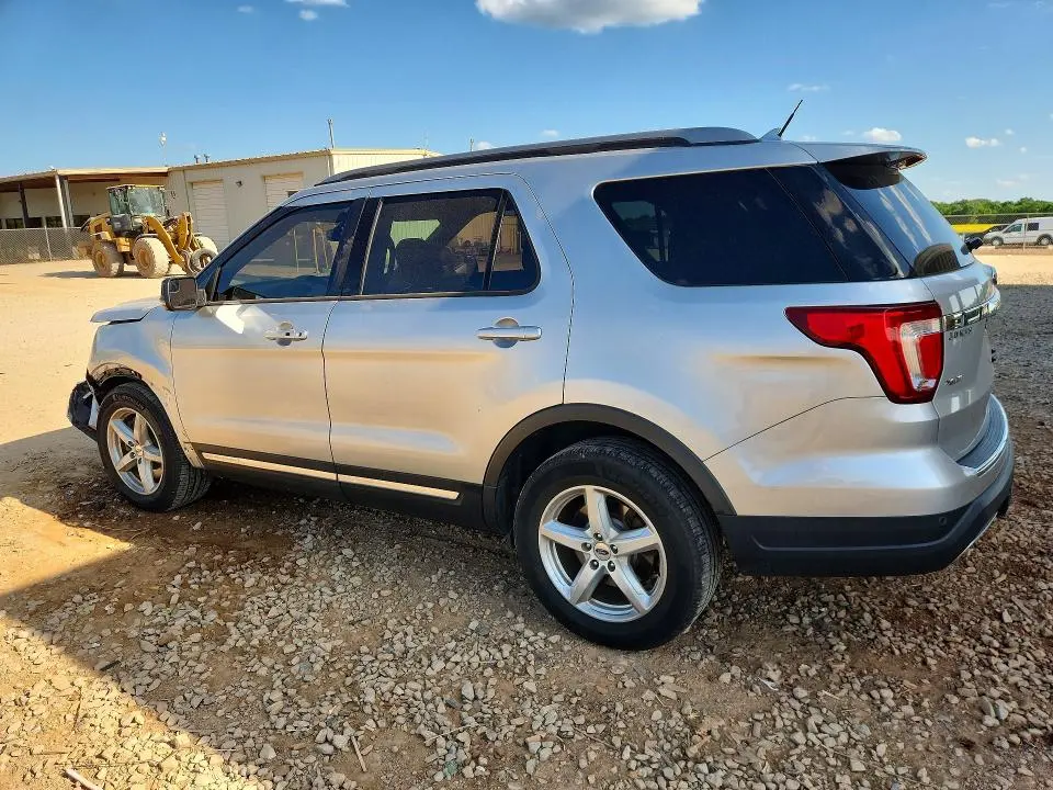 2018 FORD EXPLORER XLT  