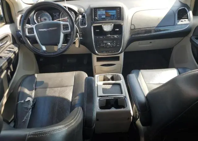 2011 CHRYSLER TOWN & COUNTRY TOURING L  