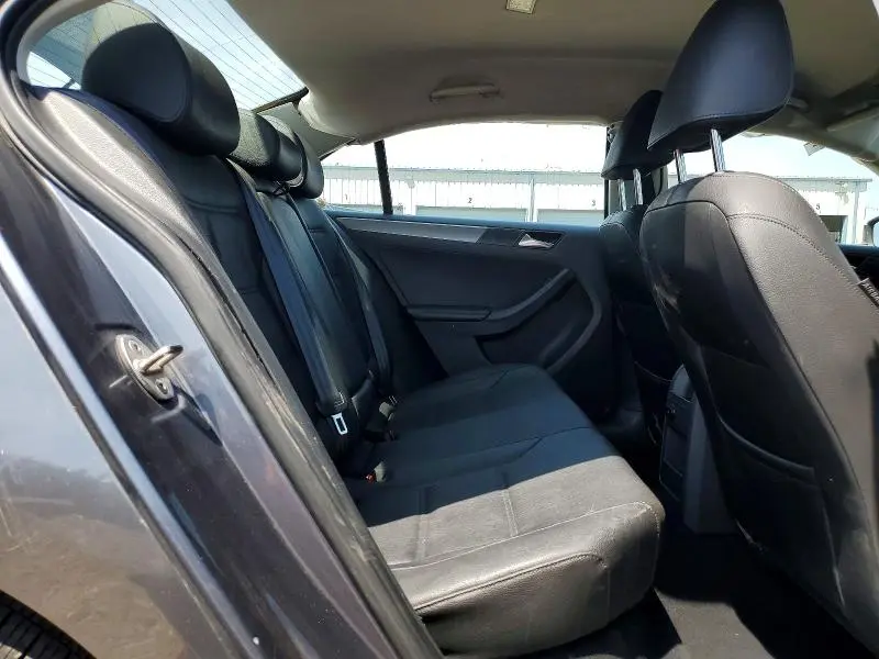 2015 VOLKSWAGEN JETTA TDI  