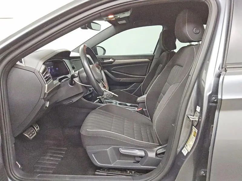 2024 VOLKSWAGEN JETTA SPORT  