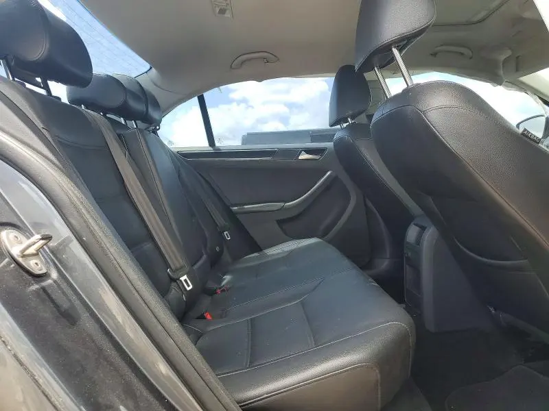2017 VOLKSWAGEN JETTA SEL  
