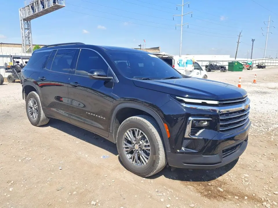 2025 CHEVROLET TRAVERSE LT  