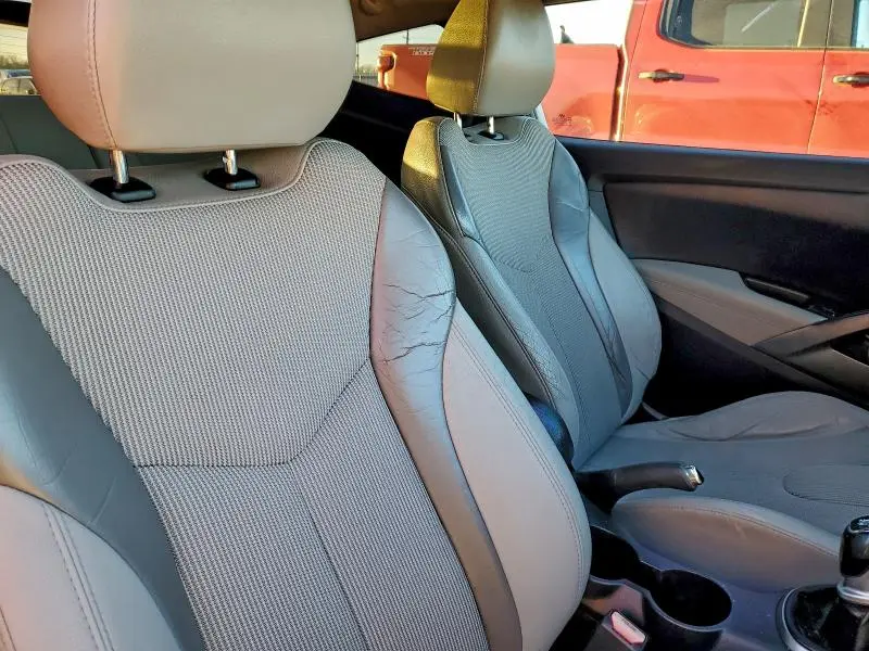 2012 HYUNDAI VELOSTER   