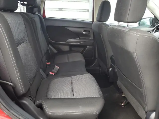 2016 MITSUBISHI OUTLANDER SE  