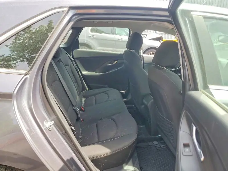 2019 HYUNDAI ELANTRA GT BASE  