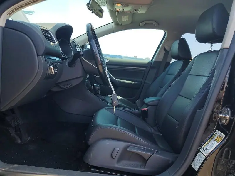 2011 VOLKSWAGEN JETTA TDI  