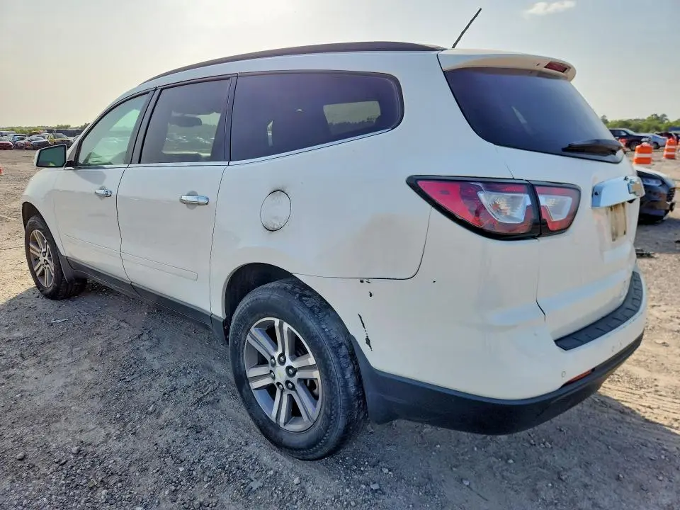 2015 CHEVROLET TRAVERSE LT  