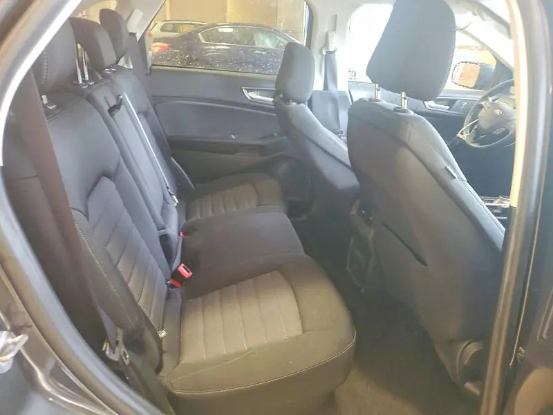 2020 FORD EDGE SE  