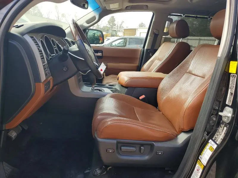 2010 TOYOTA SEQUOIA PLATINUM  