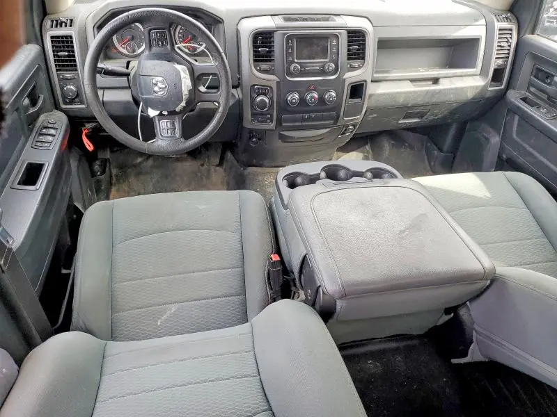 2016 RAM 1500 ST  