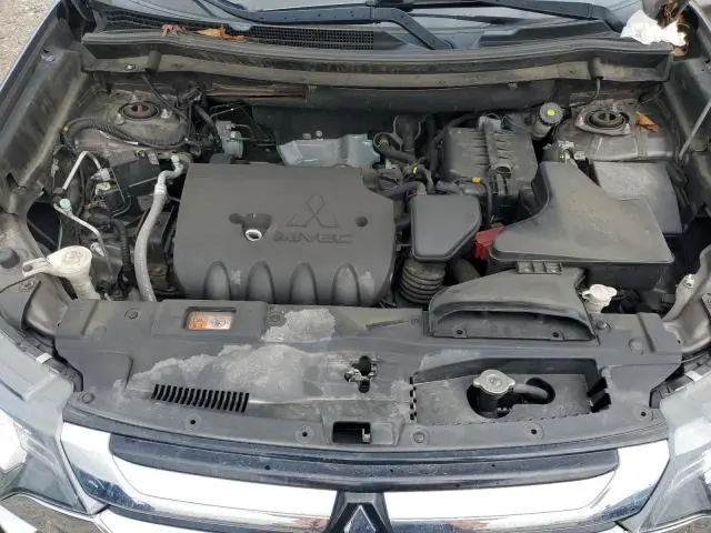 2016 MITSUBISHI OUTLANDER SE  