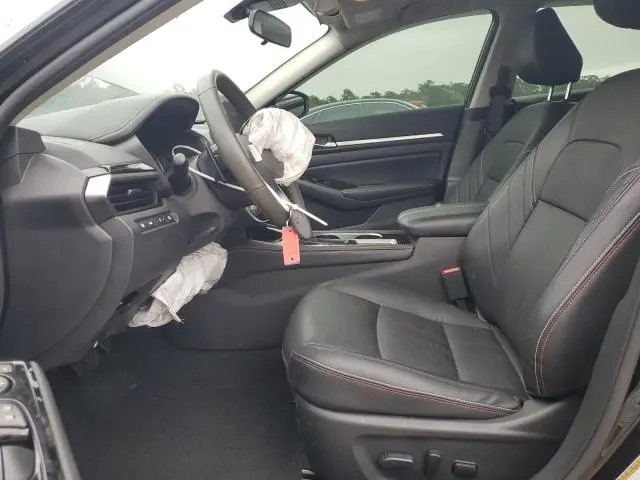 2024 NISSAN ALTIMA SR  