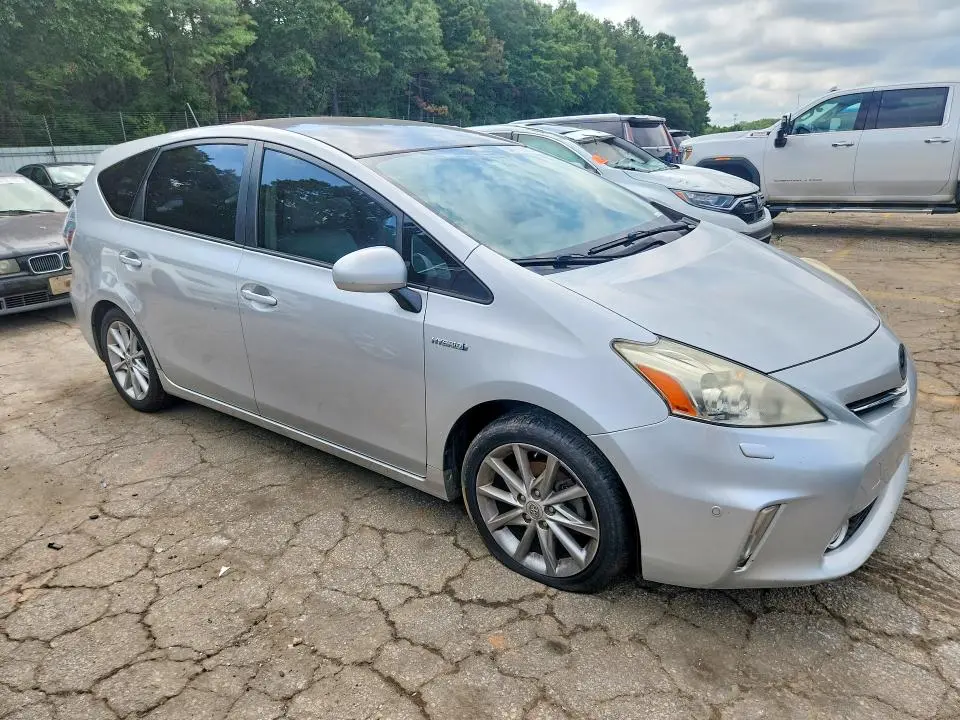 2014 TOYOTA PRIUS V FIVE  