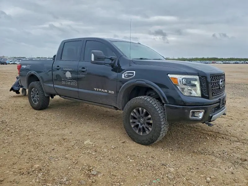 2018 NISSAN TITAN XD SL  
