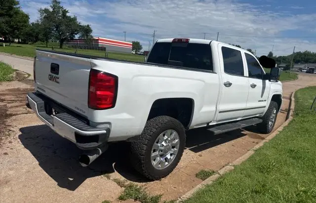 2016 GMC SIERRA K2500 DENALI  