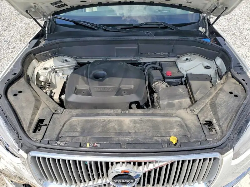 2016 VOLVO XC90 T6  