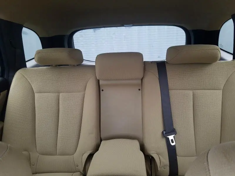 2010 HYUNDAI SANTA FE GLS  