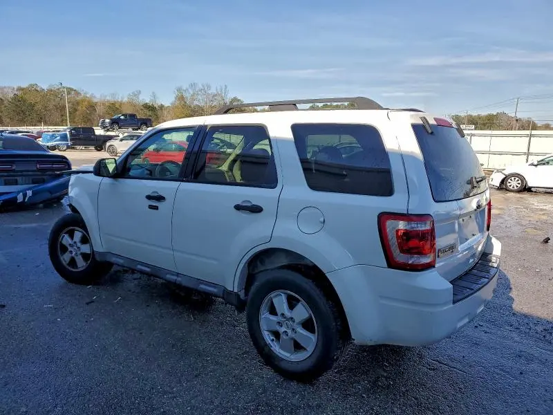 2011 FORD ESCAPE XLT  
